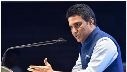 ಕಮೆಂಟ್ರಿಯಿಂದ ಗೇಟ್ಪಾಸ್: ಕೊನೆಗೂ ತುಟಿಬಿಚ್ಚಿದ ಮಂಜ್ರೇಕರ್..!