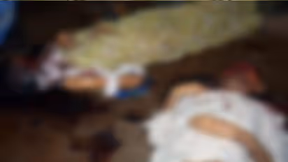 దైవదర్శనానికి వెళ్లివస్తుండగా రోడ్డు ప్రమాదం...నవదంపతుల మృతి