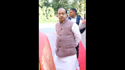 BJP hits back at AAP's full statehood demand, says will light bonfire of its unfulfilled promises