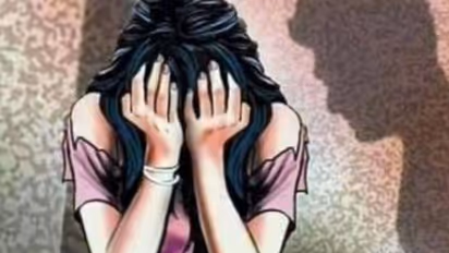 അച്ഛൻ ബലാത്സംഗം ചെയ്‌തു: മകൾ ആത്മഹത്യ ചെയ്‌തു