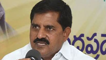 ఎంపీ సీటు విషయంలో వైఎస్ కుటుంబంలో విభేదాలున్నాయి: ఆదినారాయణ రెడ్డి