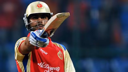 IPL: விராட் கோலி ஆடியிருக்க வேண்டிய அணி அதுவா..? ஜஸ்ட் மிஸ்.. கடைசி நேர ட்விஸ்ட்டால் தட்டி தூக்கிய ஆர்சிபி