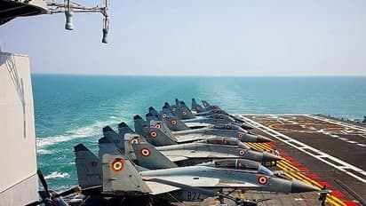 पाकिस्तान के खिलाफ नौसेना ने सक्रिय कर दिया  था जंगी पोतों और एटमी पनडुब्बी का बेड़ा