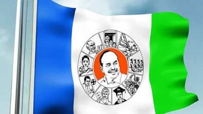 జమ్మలమడుగులో వైసీపీ వాహనం ధ్వంసం
