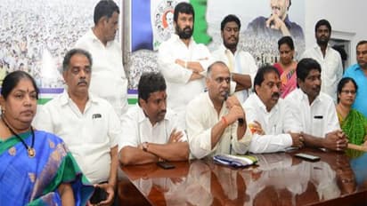 అతని గురించి మాట్లాడటం టైం వేస్ట్: కేశినేని నానిపై పీవీపీ మండిపాటు