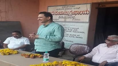 ಮತಯಾಚನೆಗೆ ಹೋಗಿ ನೀತಿ ಸಂಹಿತೆ  ಉಲ್ಲಂಘಿಸಿದ ಅನಂತ್ ಕುಮಾರ್ ಹೆಗಡೆ?