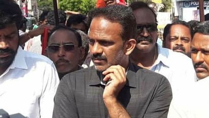 కొన్నిరోజులు యాక్టీవ్.. కొన్ని రోజులు సైలెంట్, టీడీపీలోనైనా వుంటారా..  ఈసారి వంగవీటి రాధా దారెటు .?