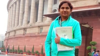 கொங்கு மண்டலத்தில் அடுத்த விக்கெட்..! திமுகவிற்கு தாவும் சத்யபாமா?