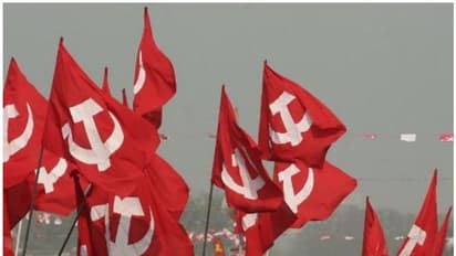 കോൺഗ്രസിന്‍റെ സിറ്റിംഗ് സീറ്റുകൾ ഒഴിച്ചിട്ട് ബംഗാളിൽ ഇടത് സ്ഥാനാർത്ഥി പട്ടിക