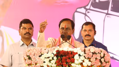 పొంగులేటి నా ఇంటి బిడ్డ.. తుమ్మలతో కలిసి పనిచేస్తాడు: కేసీఆర్