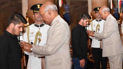 ಉಗ್ರರ ದಾಳಿ ವಿಫಲಗೊಳಿಸಿದ್ದ 16ರ ಬಾಲಕ ಇರ್ಫಾನ್ ಗೆ ಶೌರ್ಯ ಗೌರವ