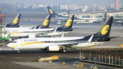As Jet Airways hits financial air pocket, 260 pilots take parachute to SpiceJet