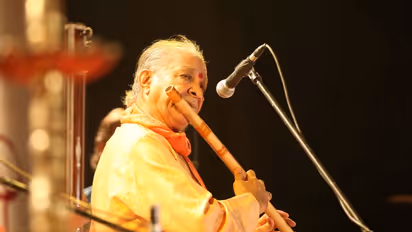 Hariprasad Chaurasia’s Biography | Birth | Education | Family | Marriage | Legacy | Awards