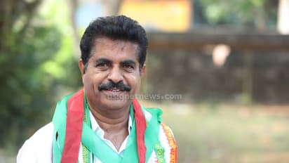 'അപ്പുക്കുട്ടന്മാരോടാണ്'; രാഹുൽ ഗാന്ധിയെ അയോ​ഗ്യനാക്കിയ ദിവസം ദില്ലിയിലുണ്ടായിരുന്നില്ലെന്ന് അടൂർ പ്രകാശ് എംപി