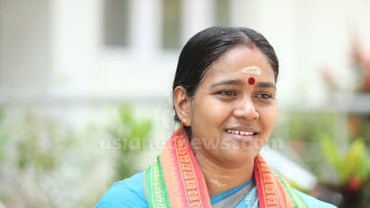 പാര്ട്ടിയില് ശക്തി തെളിയിച്ച് ശോഭ സുരേന്ദ്രന്; കഴക്കൂട്ടത്ത് ത്രികോണപോരാട്ടം