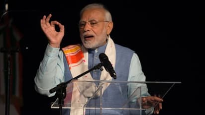 సీఎం కాన్వాయ్ లో రూ.1.8 కోట్లు పట్టివేత, తెరపైకి ఓటుకు నోటు కేసు