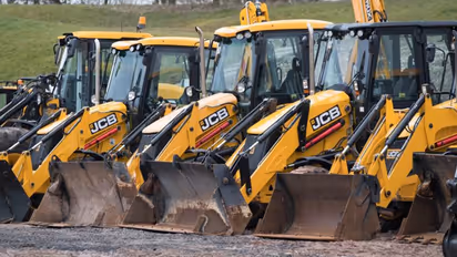 Is Sunny Leone responsible for #JCBKiKhudai becoming an overnight sensation?