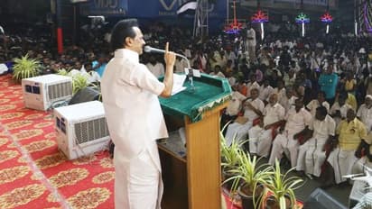 ஜெயலலிதா உயிரோடு இருந்தால் ஓபிஎஸ் மகனுக்கு சீட் கிடைத்திருக்குமா..? தெறிக்க விடும் ஸ்டாலின்..!