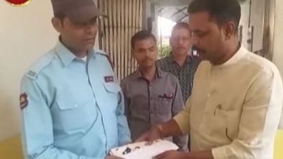 സീറ്റ് നിഷേധിച്ചു; ചൗക്കീദാറിന് രാജിക്കത്ത് നല്കിയ ബിജെപി എംപി എസ് പിയില് ചേര്ന്നു