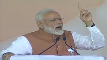 Modi slams opposition for showing more faith in Imran Khan than own PM