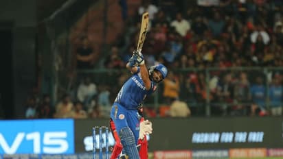 വണ്, ടു, ത്രീ; ആറ് പന്തില് ആറ് സിക്സറിന്റെ ഓര്മകളുണര്ത്തി വിണ്ടും യുവി