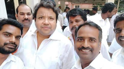 காங்கிரஸ் கமிட்டியா இல்லை கமிஷன் கமிட்டியா? சத்தியமூர்த்தி பவனில் முக்கிய எம்.பி தர்ணா.. பரபரப்பு.