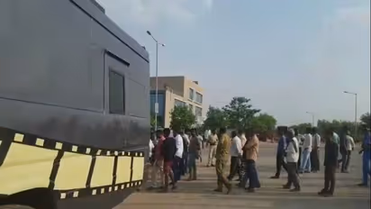 Cylinder blast during Kannada film Ranam shoot kills 2