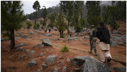 ഇന്ത്യ വ്യോമാക്രമണം നടത്തിയ ബാലകോട്ടിലേക്ക് പാക്കിസ്ഥാൻ മാധ്യമപ്രവർത്തകരെ കൊണ്ടുപോയി
