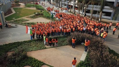In pics: ‘Main Bhi Chowkidar’ swamps Mumbai, massive car rally held