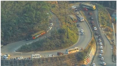 താമരശ്ശേരി ചുരത്തില് നാളെ മുതല് മള്ട്ടി ആക്സില് ട്രക്കുകള്ക്ക് നിയന്ത്രണം