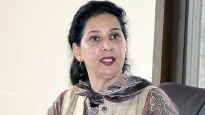 पंजाब में कैप्टन ने मारी बाजी, नवजोत सिंह सिद्धू को मिला बड़ा झटका