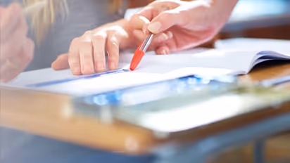 ലൈസന്‍സില്ലാതെ ട്യൂഷന്‍ നടത്തുന്ന പ്രവാസികള്‍ക്കെതിരെ നടപടി; പിടികൂടിയാല്‍ നാടുകടത്തും