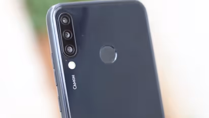 ಮಾರುಕಟ್ಟೆಗೆ ಲಗ್ಗೆ ಇಟ್ಟಿದೆ ಅತೀ ಕಡಿಮೆ ಬೆಲೆಯ 3 ಕ್ಯಾಮೆರಾಗಳ ಫೋನ್!