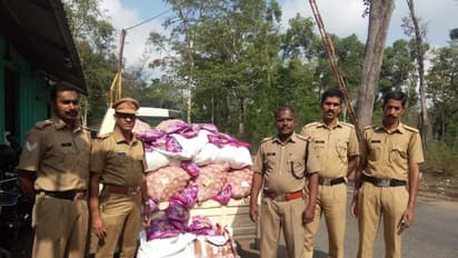 പച്ചക്കറി നിറച്ച വാഹനത്തില് ഹാന്സ് കടത്ത്; വന് വേട്ടയുമായി എക്സെെസ്