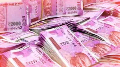 கடலூரில் ரூ.51 லட்சம் பறிமுதல்... ஆம்பூர், வாணியம்பாடியிலும் தேர்தல் பறக்கும் படை அதிரடி...!