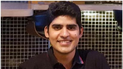 'കാമുകിക്ക് നന്ദി'; വൈറലായി സിവില് സര്വ്വീസ് ഒന്നാം റാങ്കുകാരന്റെ പ്രതികരണം