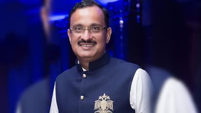 मध्य प्रदेश के सीएम कमलनाथ के ओएसडी प्रवीण कक्कड़ व भांजे रतुल पुरी पर आयकर के छापे