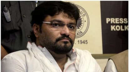 মাকে হারালেন বাবুল সুপ্রিয়, কোভিড জয়ী হয়ে একা বাড়ি ফিরলেন বাবা