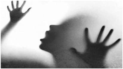 కన్నతల్లిముందే కూతురిపై గ్యాంగ్రేప్