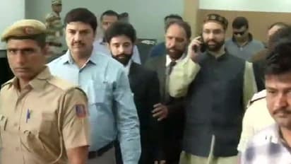 Hurriyat chairman Mirwaiz Umar Farooq to appear before NIA, reaches Delhi