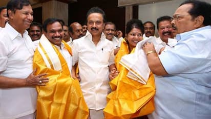 A Raja 2G Appeal Case : 2ஜி வழக்கு.. ஆ.ராசாவுக்கு, கனிமொழிக்கு சிக்கல்.. நீதிமன்றம் பரபரப்பு தீர்ப்பு..!