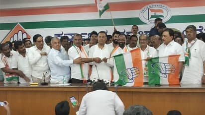 ಅಸಮಾಧಾನದ ಹೊಗೆಯಲ್ಲಿ ಬಿಜೆಪಿ ತೊರೆದು ಕಾಂಗ್ರೆಸ್ ಸೇರಿದ ವಿ.ಸೋಮಣ್ಣ ಬೆಂಬಲಿಗ