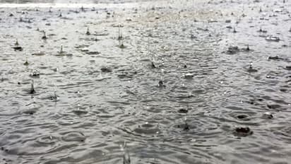 தமிழகத்தில் இடியுடன் கூடிய கன மழைக்கு வாய்ப்பு...!