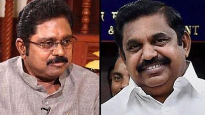 டிடிவி தினகரன் அணியில் இருந்து அதிமுகவிற்கு பல்டி அடித்த அமைப்புச் செயலாளர்..! உற்சாகத்தில் இபிஎஸ்