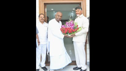 తిరువూరులో మాజీ ప్రధాని దేవెగౌడతో కలిసి చంద్రబాబు ఎన్నికల ప్రచారం (ఫోటోలు)