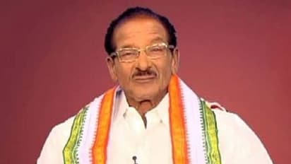 டாஸ்மாக் கடைகளில் மது வேண்டாம்... பதநீர், பழச்சாறு விற்கலாம்.. எடப்பாடியாருக்கு குமரி அனந்தன் பலே யோசனை!