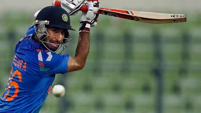 ലോകകപ്പ്‌ ടീമില്‍ പൂജാര നാലാമനായി കളിക്കട്ടെ; പിന്തുണയുമായി മുന്‍ ഇന്ത്യന്‍ താരം