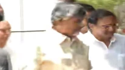 ఏపీ ఎన్నికల ప్రధానాధికారి ద్వివేదితో బాబు భేటీ