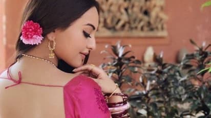 కరోనా ఎఫెక్ట్: అది నా పర్సనల్ మ్యాటర్.. ట్రోలర్స్ కి గట్టిగా ఇచ్చిన సోనాక్షి