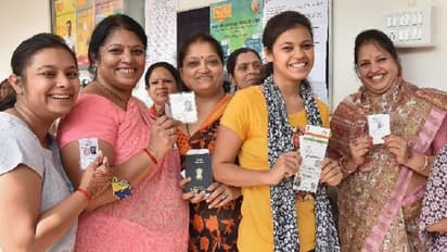 चुनाव आयोग के इस बयान ने बढ़ा दी विपक्षी दलों की मुश्किलें, जानें क्या कहा वोटिंग ट्रेंड के बारे में